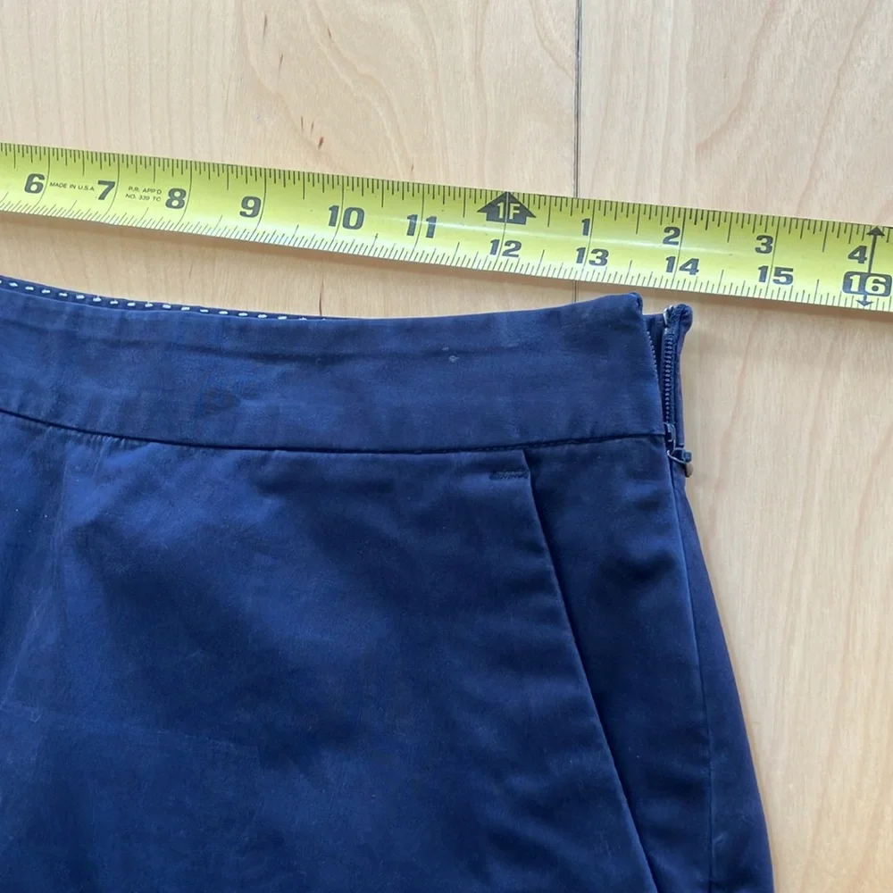 Tommy Hilfiger Skirt Navy Mini Length Pockets‎ women's size 2